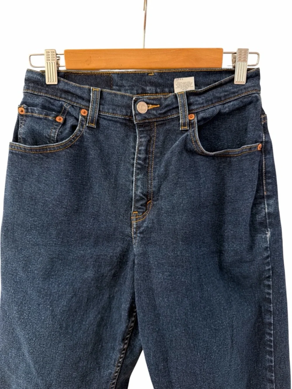 Levi’s 550 High Rise Relaxed Taper Mom Jeans Women’s Size 8 Dark Wash Denim